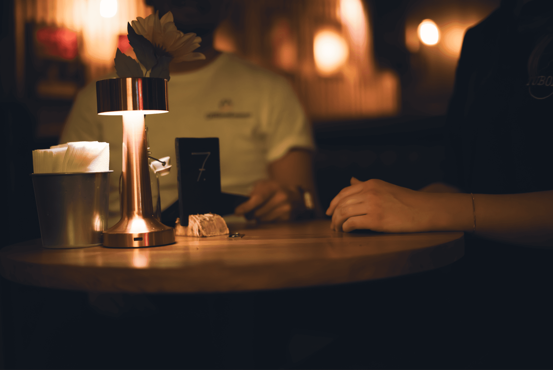 Koncert og social stemning til speed dating arrangement